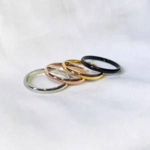 แหวนสแตนเลสแท้มินิมอลเรียบเงาเนี๊ยบ (LisseR103-R134)